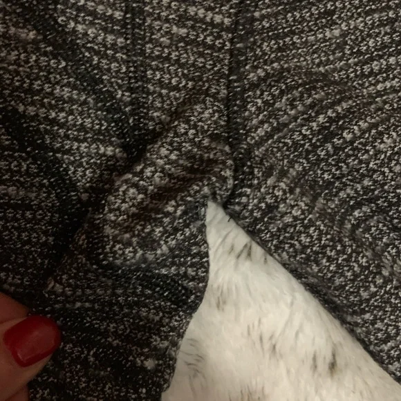 Lululemon sit-up jacket size 4 - Picture 4 of 8